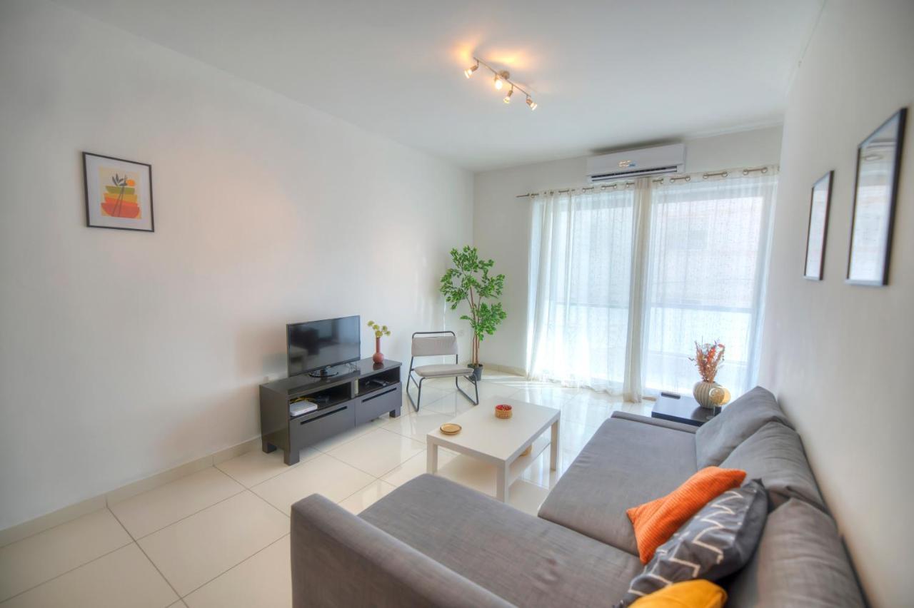 Large And Modern 2Bedroom With Balcony Glub1-1 Gzira Luaran gambar
